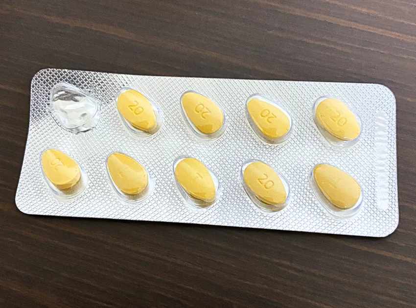 ビダリスタ（VIDALISTA）20mg を1錠使用して、残り9錠が入っているシート