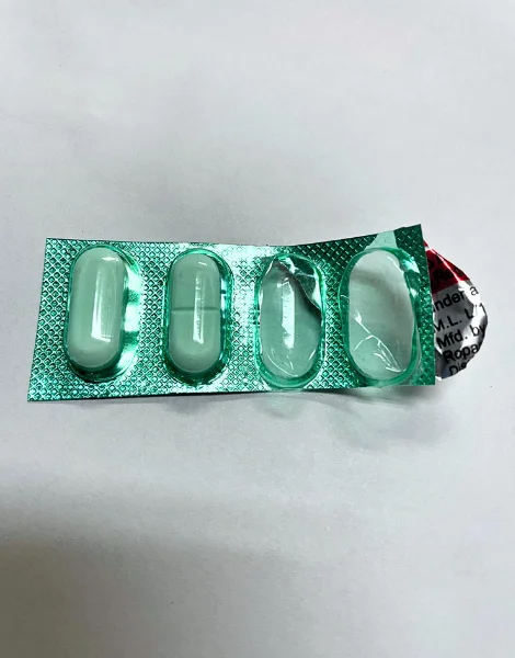 メトホル（Metfor）を4錠でカットしたシート（2錠使用済み）