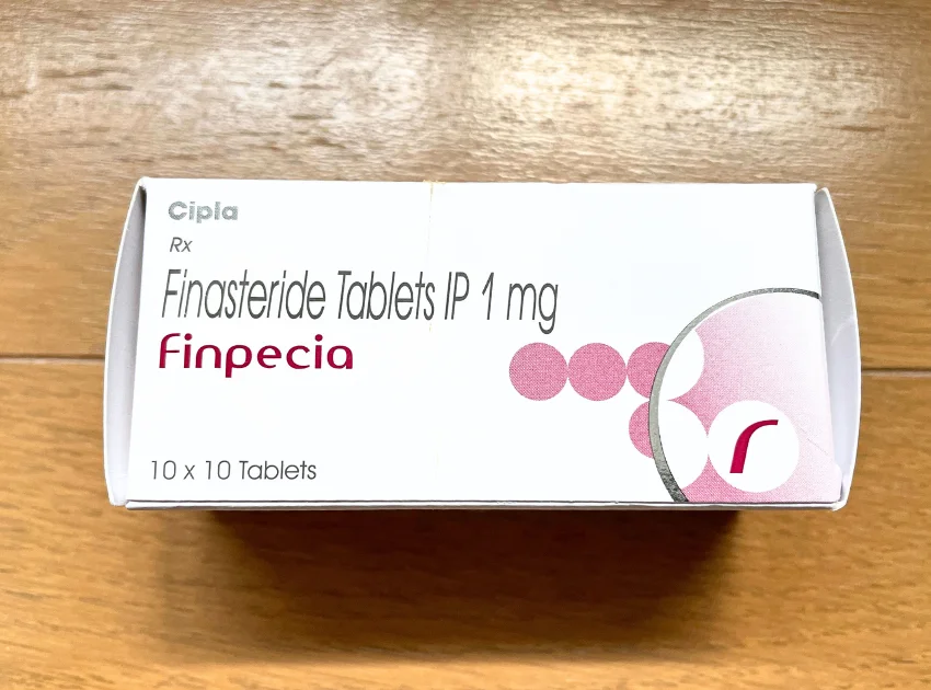 フィンペシア(Finpecia)IP 1mg(100錠)の箱