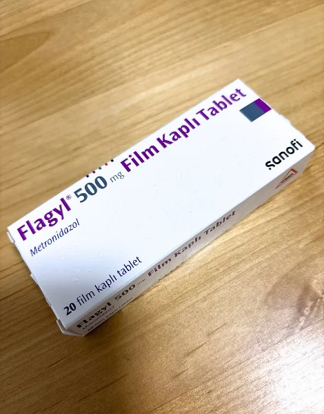フラジール(Flagyl)500mg(20錠)の箱
