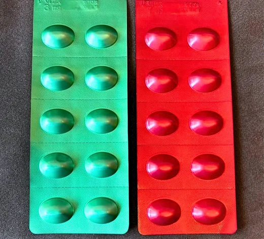 リベルサス（RYBELSUS）3mgと7mgのシート（ともに表面）