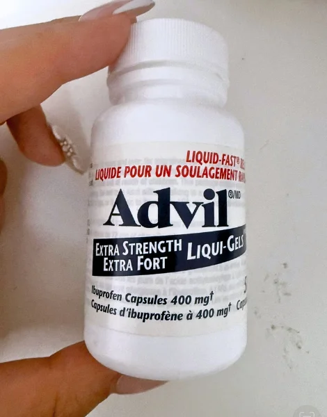 アドビル（Advil）400mgのボトル