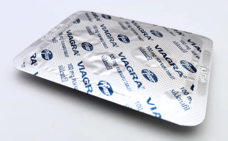 バイアグラ（VIAGRA）100mgの4錠が入ったシートの裏側